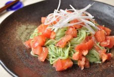 芽かぶそうめんはサラダとあえても