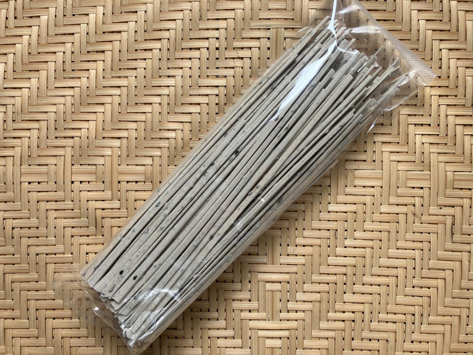 手延べうどん　黒五麺切落とし　300ｇ